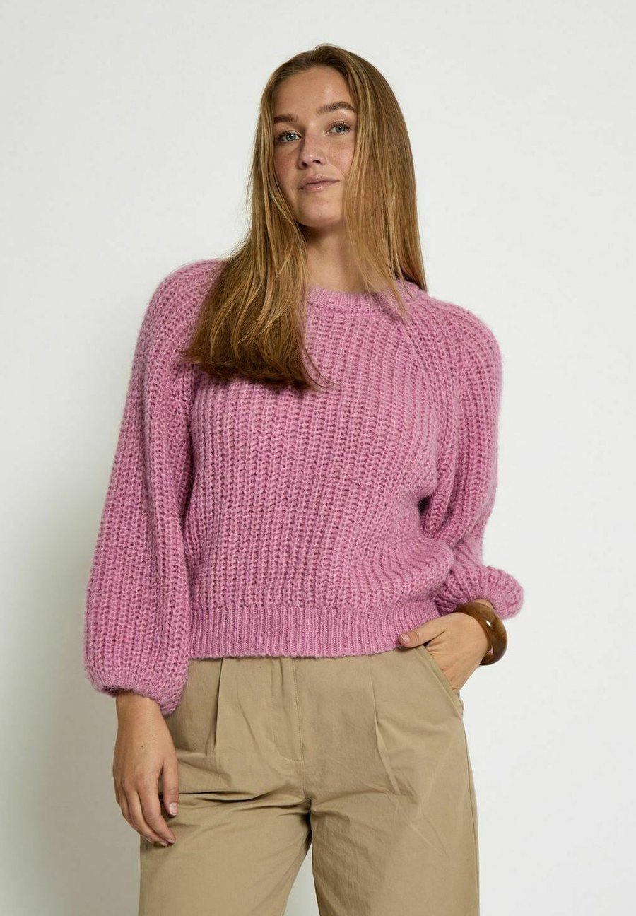Джемпер PEPPERCORN Jumper, Moonlite Mauve Pink/Pink
Джемпер PEPPERCORN Jumper, Moonlite Mauve Pink/Pink