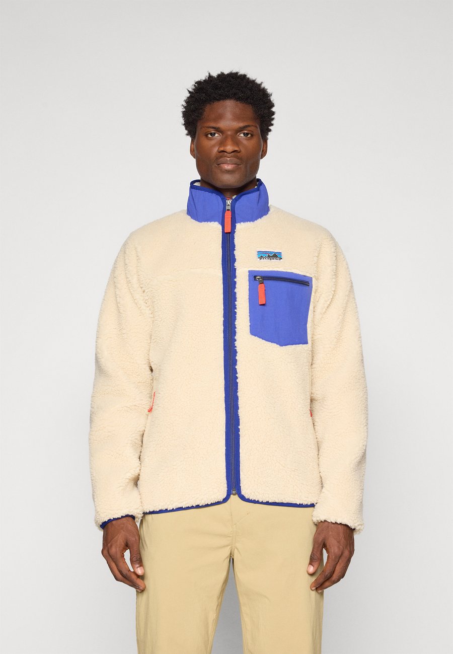 Флисовая куртка Patagonia CLASSIC RETRO-X, Dark Natural/Beige
Флисовая куртка Patagonia CLASSIC RETRO-X, Dark Natural/Beige
