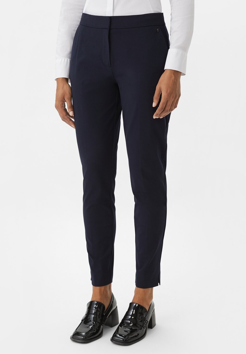 Чиносы comma, цвет navy
Чиносы comma, цвет navy