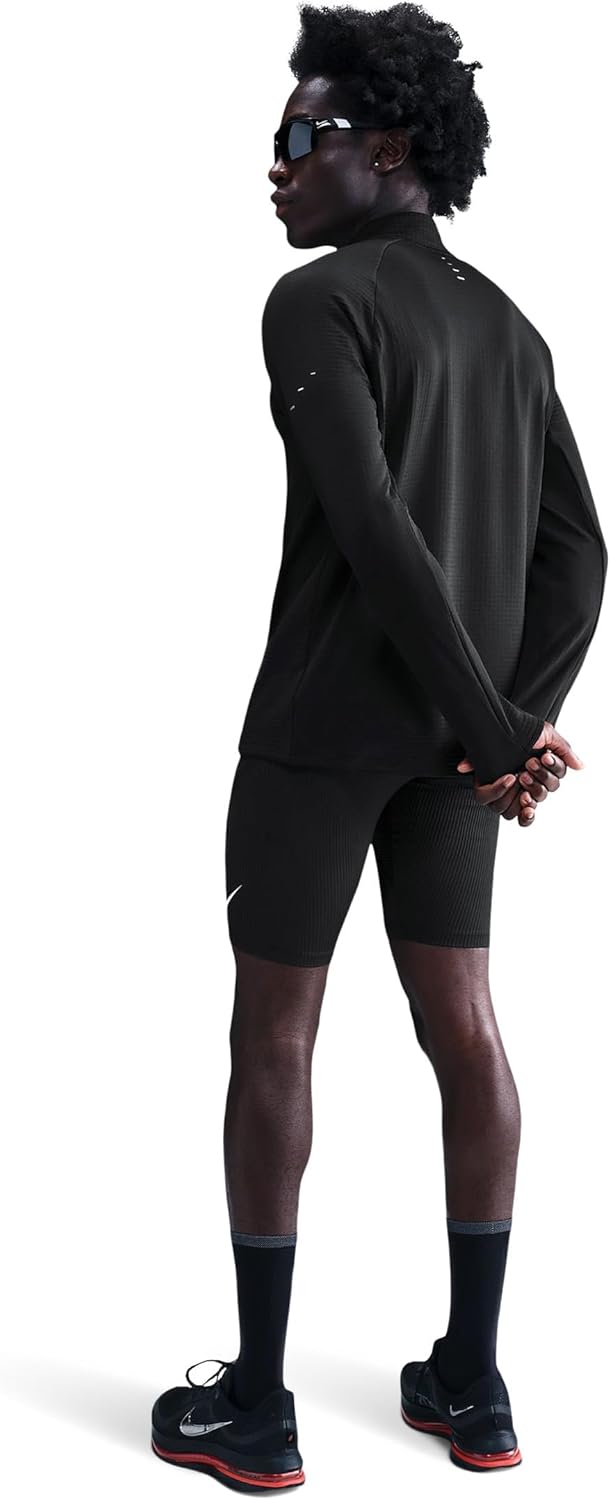 Мужская футболка Nike Thermo-Fit Repel Winterized Stride с полумолнией, Black/Reflective Silver, Черный, Мужская футболка Nike Thermo-Fit Repel Winterized Stride с полумолнией, Black/Reflective Silver
Мужская футболка Nike Thermo-Fit Repel Winterized Stride с полумолнией, Black/Reflective Silver, Черный, Мужская футболка Nike Thermo-Fit Repel Winterized Stride с полумолнией, Black/Reflective Silver