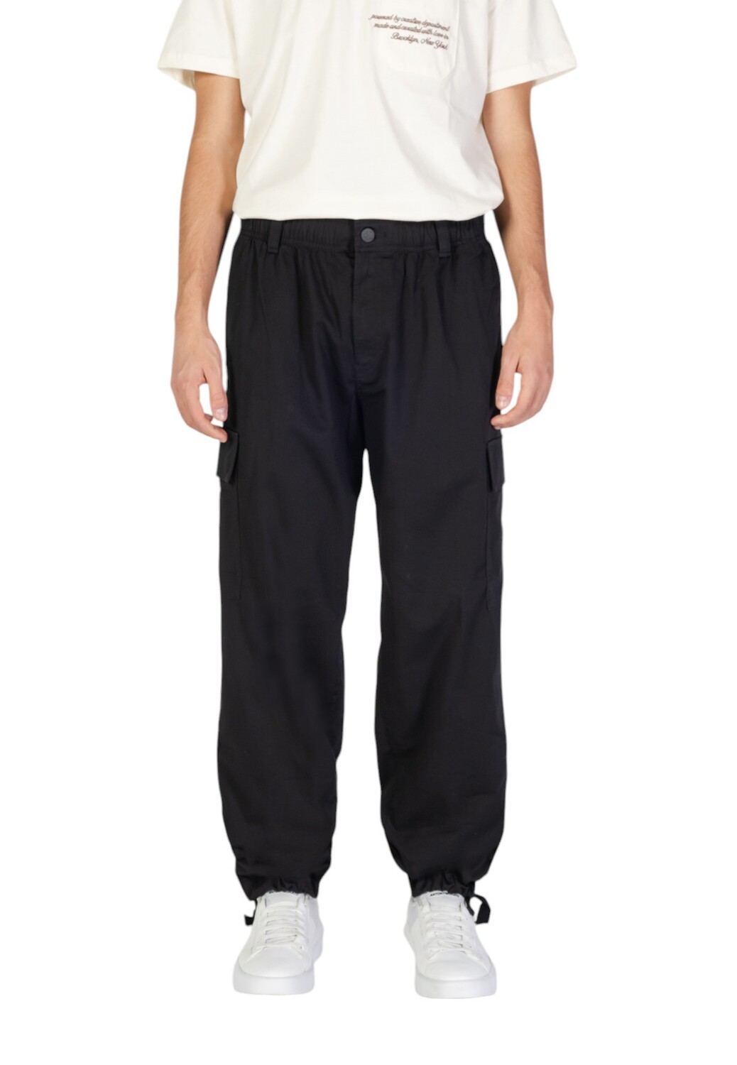 Брюки мужские Calvin Klein Jeans широкие с накладными карманами, черный
Брюки мужские Calvin Klein Jeans широкие с накладными карманами, черный