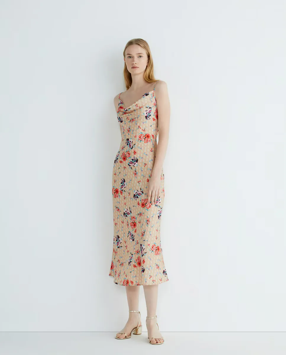 Длинное платье-комбинация с комбинированным принтом Guess, бежевый
Длинное платье-комбинация с комбинированным принтом Guess, бежевый