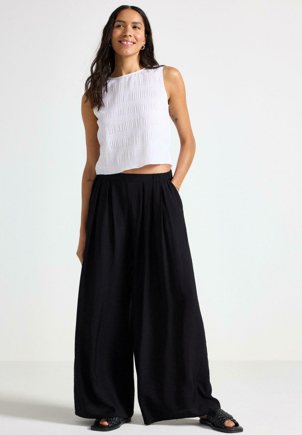 Брюки Lindex, черный
Брюки Lindex, черный