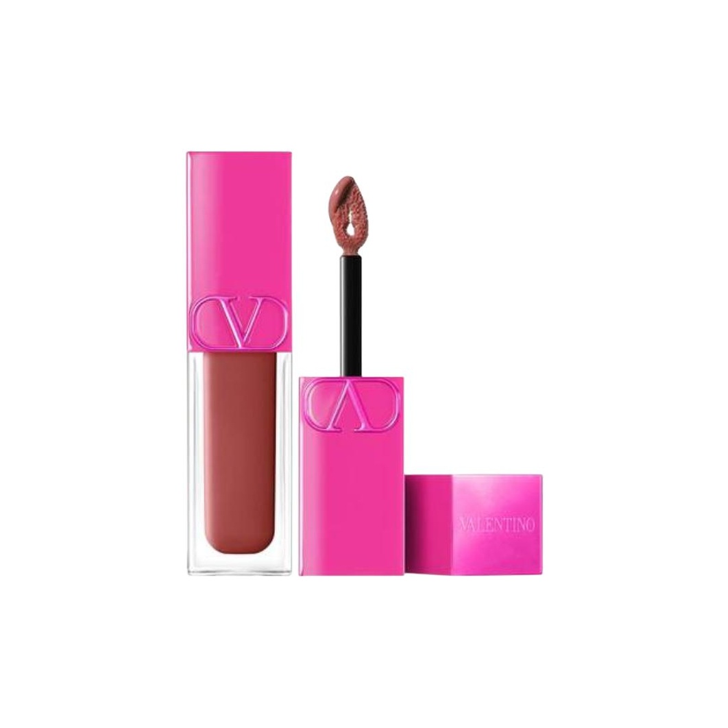 Прозрачная помада-блеск Chubby Lip Gloss с зеркальным эффектом, объемная, блестящая, питательная, увлажняющая, 6,5 мл Valentino
Прозрачная помада-блеск Chubby Lip Gloss с зеркальным эффектом, объемная, блестящая, питательная, увлажняющая, 6,5 мл Valentino