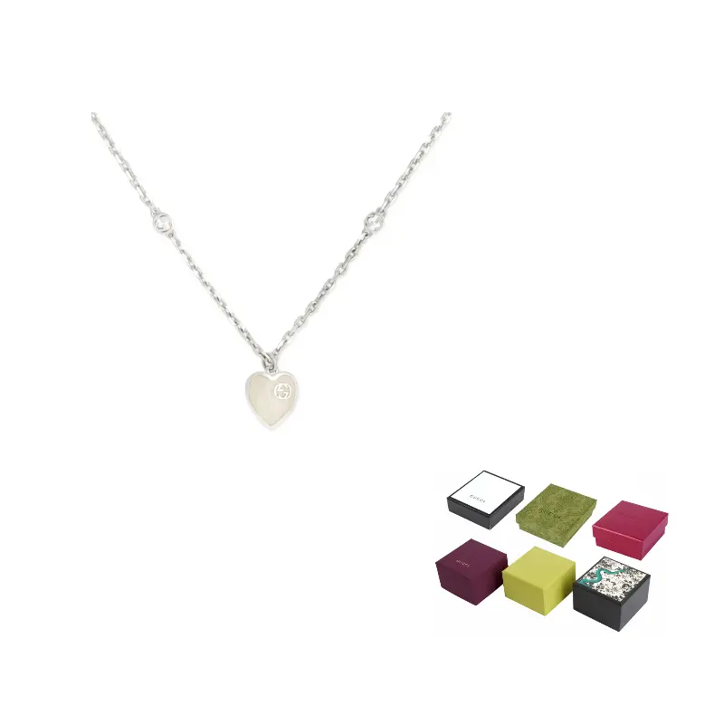 Heart Necklace With Interlocking G GUCCI
Heart Necklace With Interlocking G GUCCI
