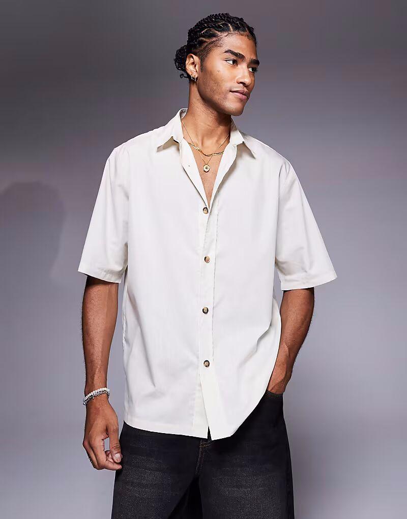 Свободная рубашка из поплина ASOS DESIGN бежевого цвета
Свободная рубашка из поплина ASOS DESIGN бежевого цвета