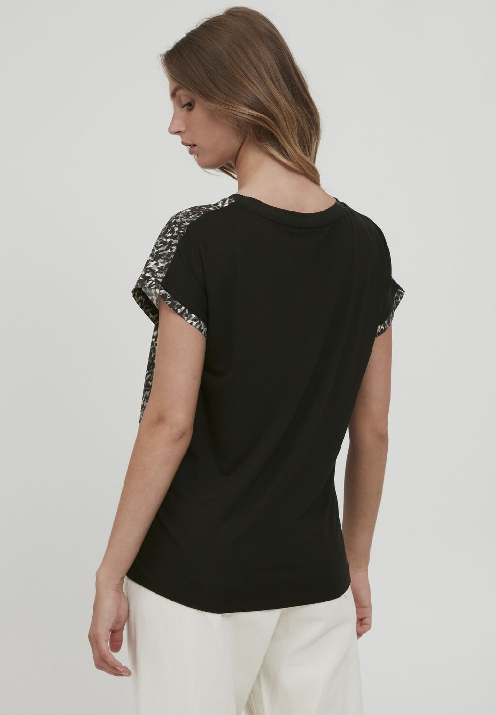 Футболка с принтом BYPANYA LEO TSHIRT 2 b.young, серый деним
Футболка с принтом BYPANYA LEO TSHIRT 2 b.young, серый деним