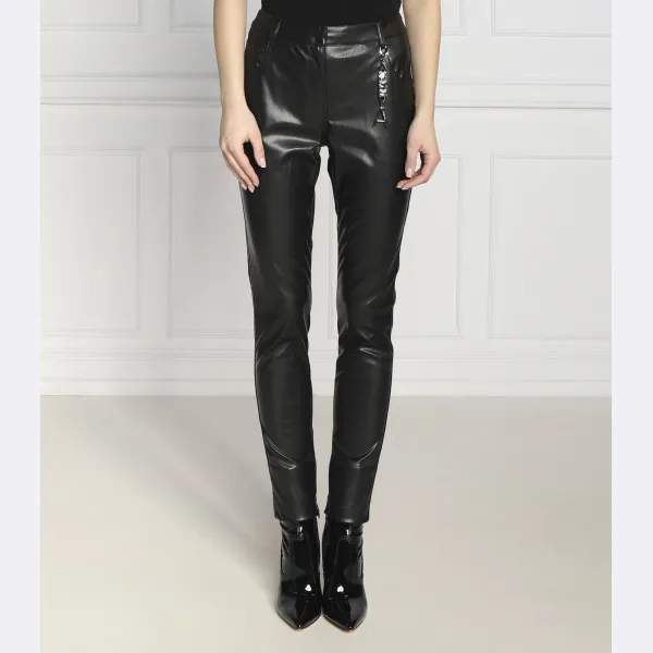 Брюки стандартного кроя Actitude_Twinset, черный
Брюки стандартного кроя Actitude_Twinset, черный