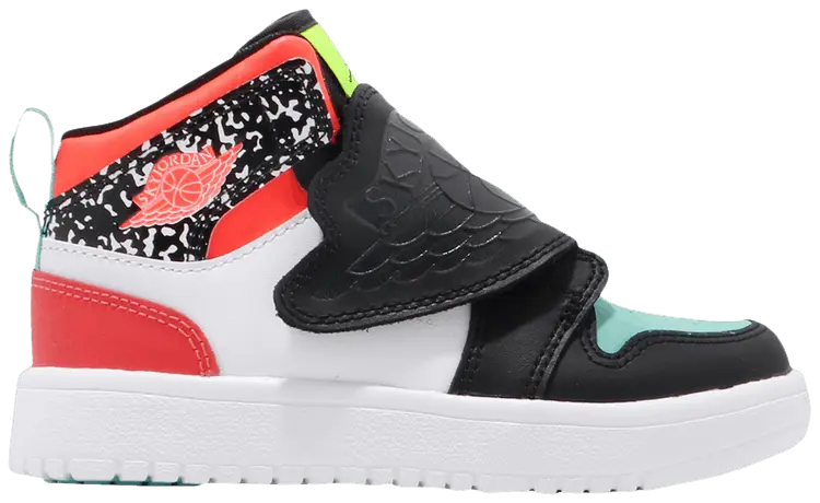 Кроссовки Air Jordan Sky Jordan 1 PS 'Composition Notebook - Laser Crimson', разноцветный
Кроссовки Air Jordan Sky Jordan 1 PS 'Composition Notebook - Laser Crimson', разноцветный