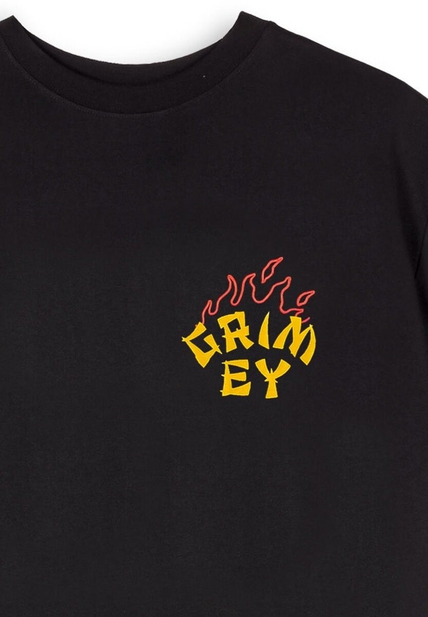 Футболка с принтом THE LUCKY DRAGON Grimey, черный
Футболка с принтом THE LUCKY DRAGON Grimey, черный
