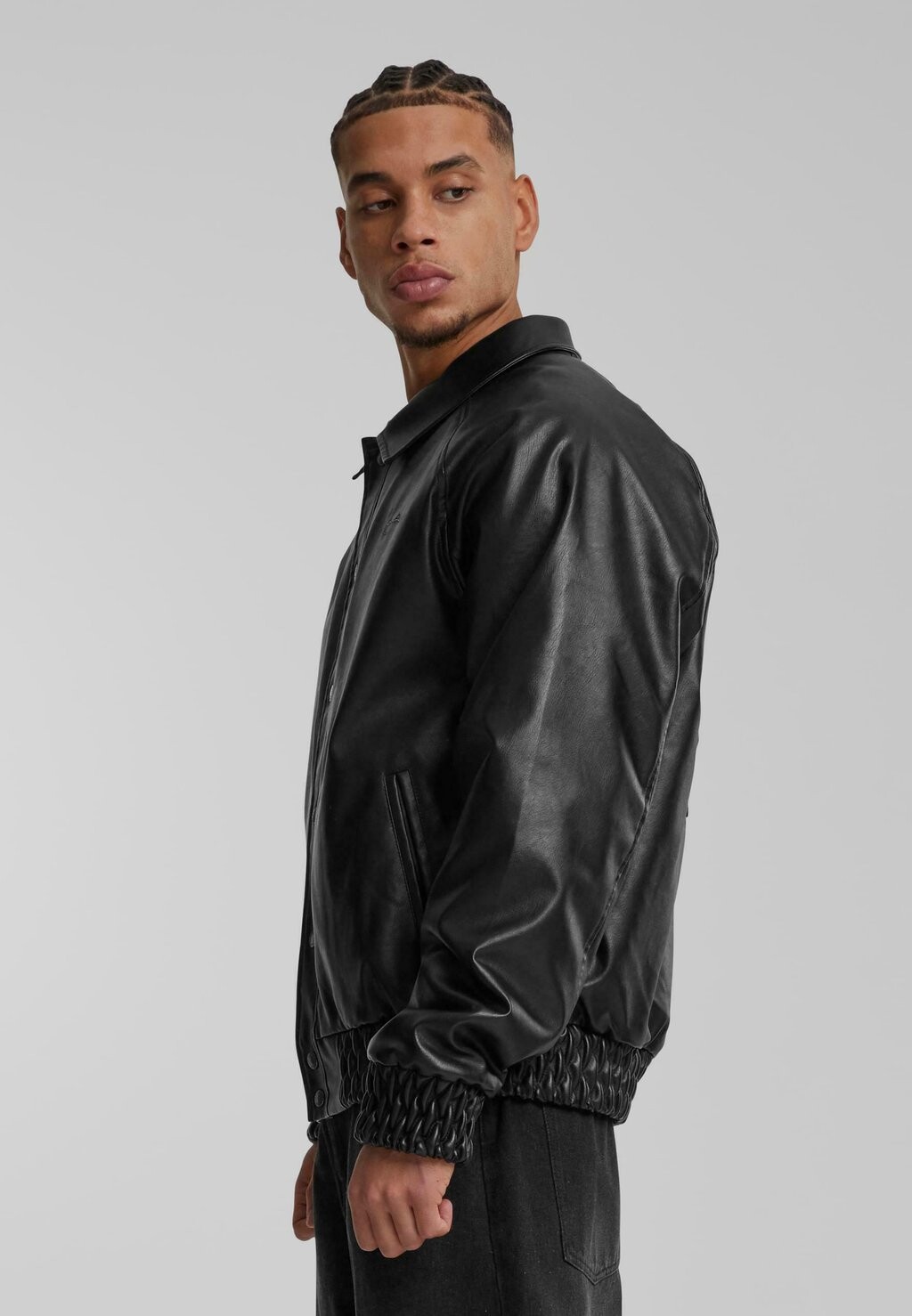 Куртка из искусственной кожи STAR FULL COLLEGE Karl Kani, черный
Куртка из искусственной кожи STAR FULL COLLEGE Karl Kani, черный