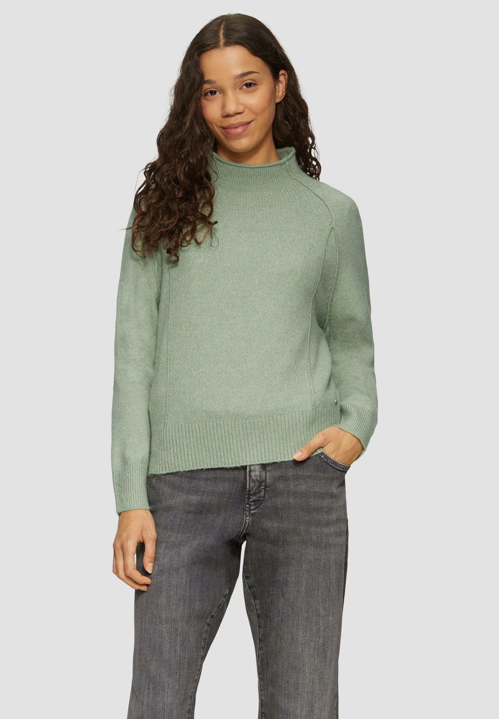 Джемпер MELIERTER MIT STEHKRAGEN s.Oliver, зеленый
Джемпер MELIERTER MIT STEHKRAGEN s.Oliver, зеленый