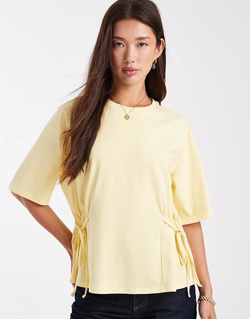Футболка ASOS DESIGN с завязками по бокам желтого цвета
Футболка ASOS DESIGN с завязками по бокам желтого цвета
