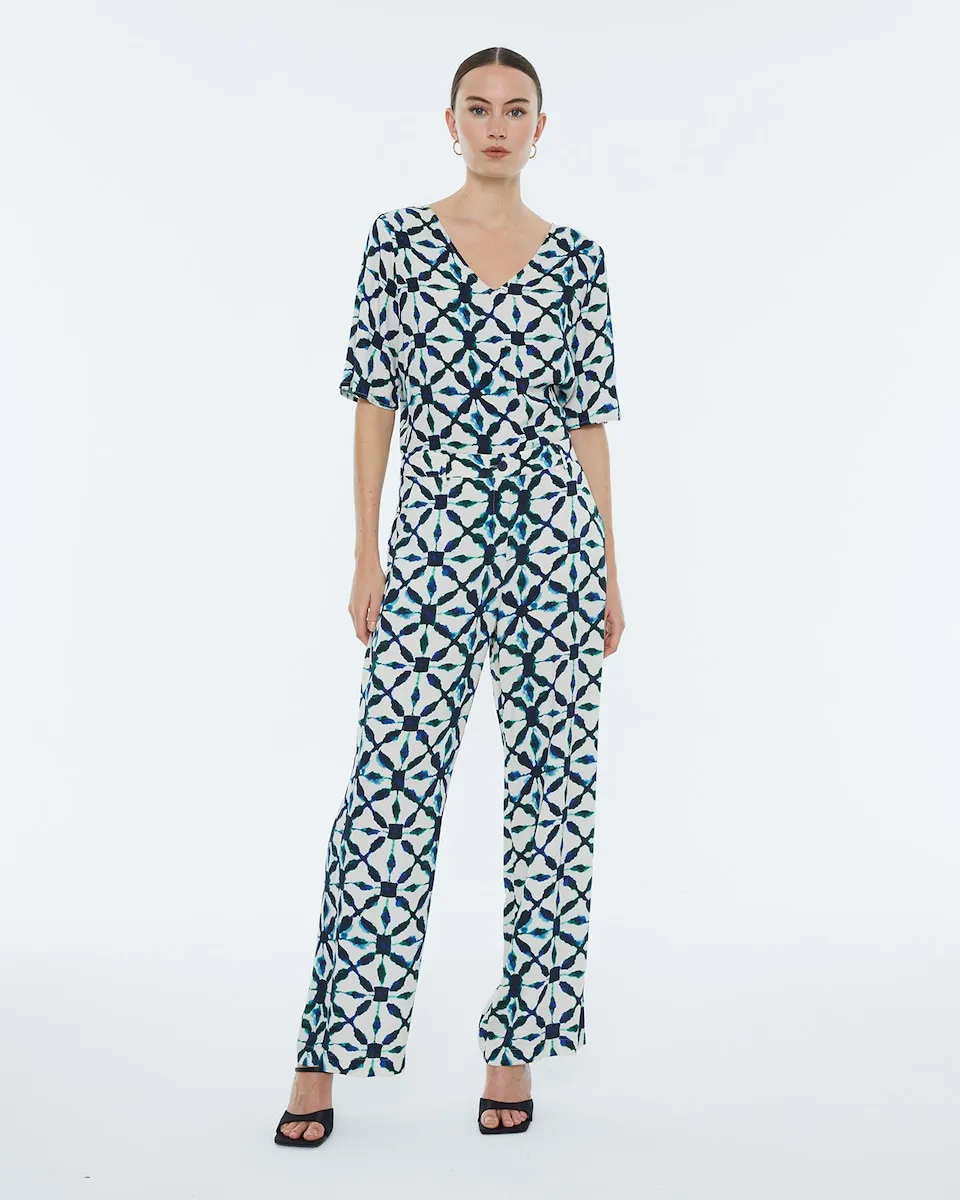 Женская блузка с принтом, воротник-стойка и короткий рукав Andam, синий
Женская блузка с принтом, воротник-стойка и короткий рукав Andam, синий