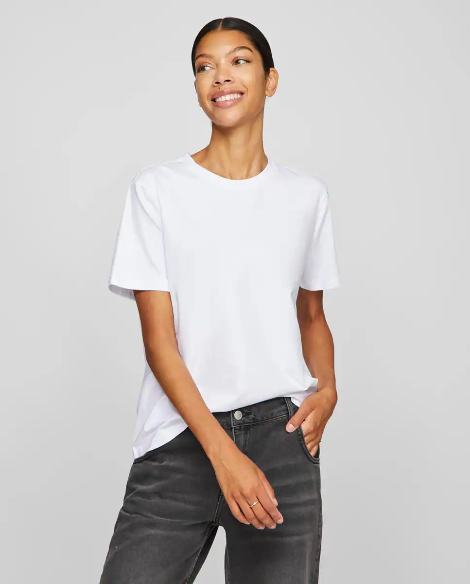 Женская футболка с короткими рукавами и круглым вырезом Vila, белый
Женская футболка с короткими рукавами и круглым вырезом Vila, белый