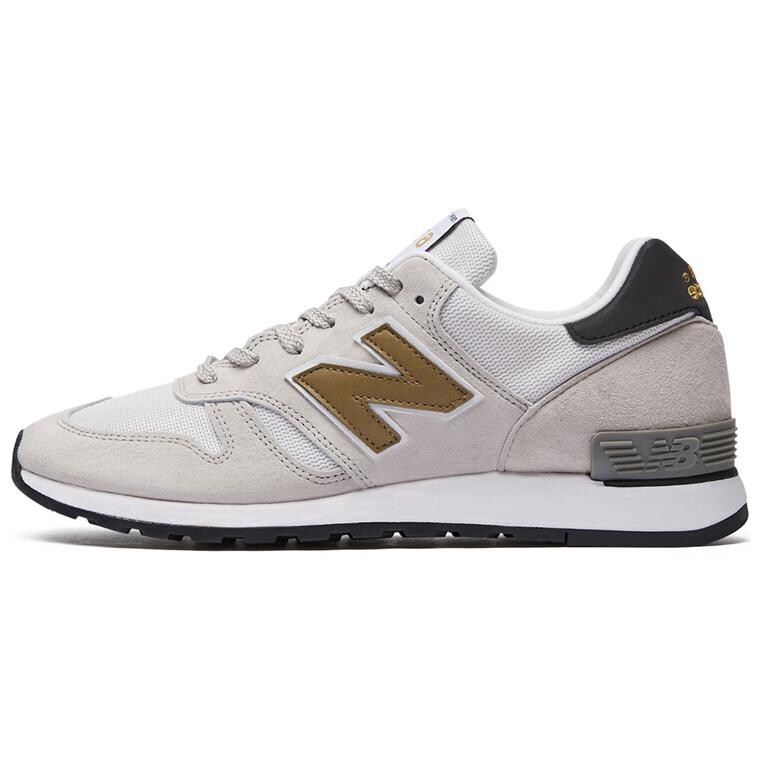 Кроссовки мужские NB 670 с низким верхом, белые/коричневые/серые New Balance
Кроссовки мужские NB 670 с низким верхом, белые/коричневые/серые New Balance