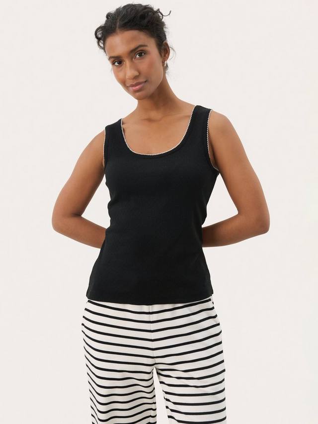 Безрукавка Juliannes Part Two
Безрукавка Juliannes Part Two