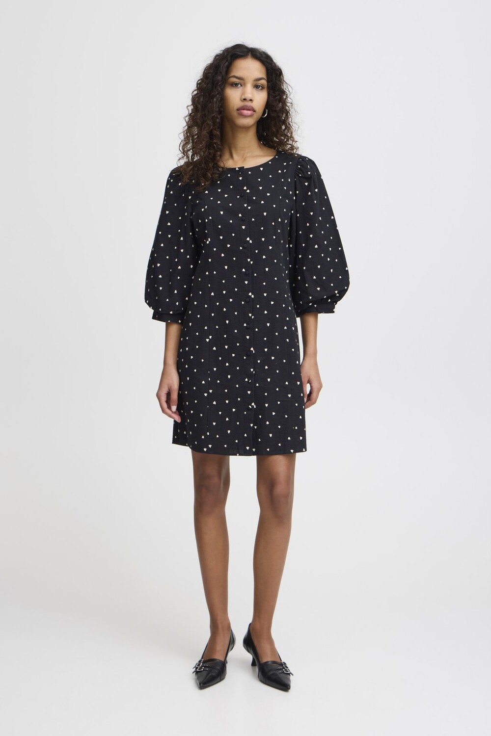 Платье-рубашка на талии QWISSA ICHI, черный
Платье-рубашка на талии QWISSA ICHI, черный