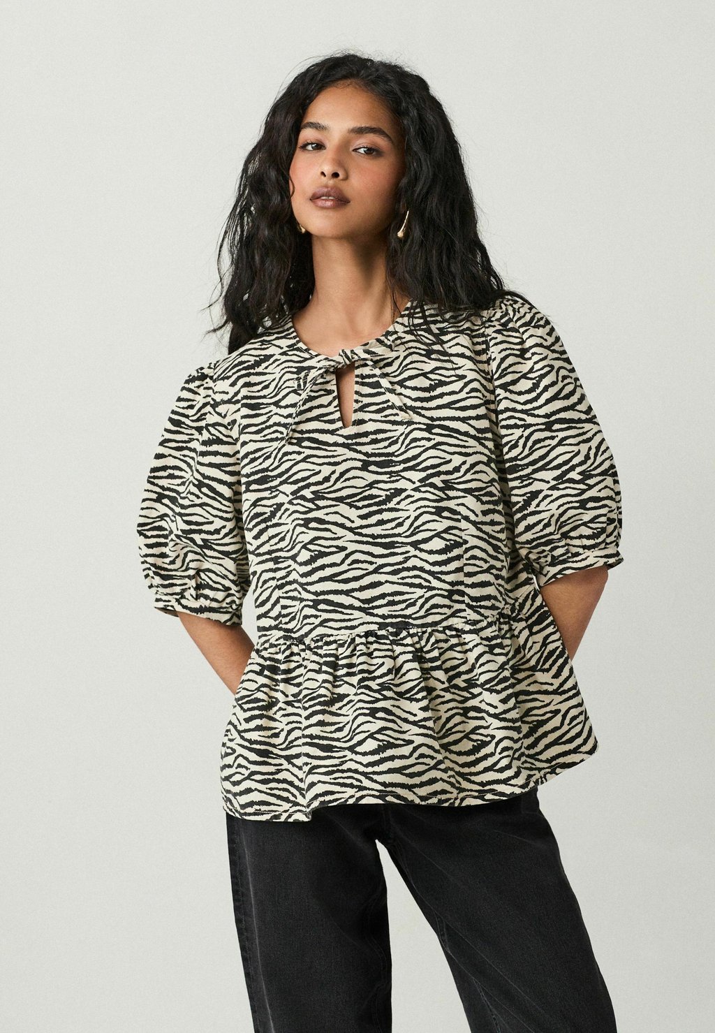 Блуза Next, молочный
Блуза Next, молочный