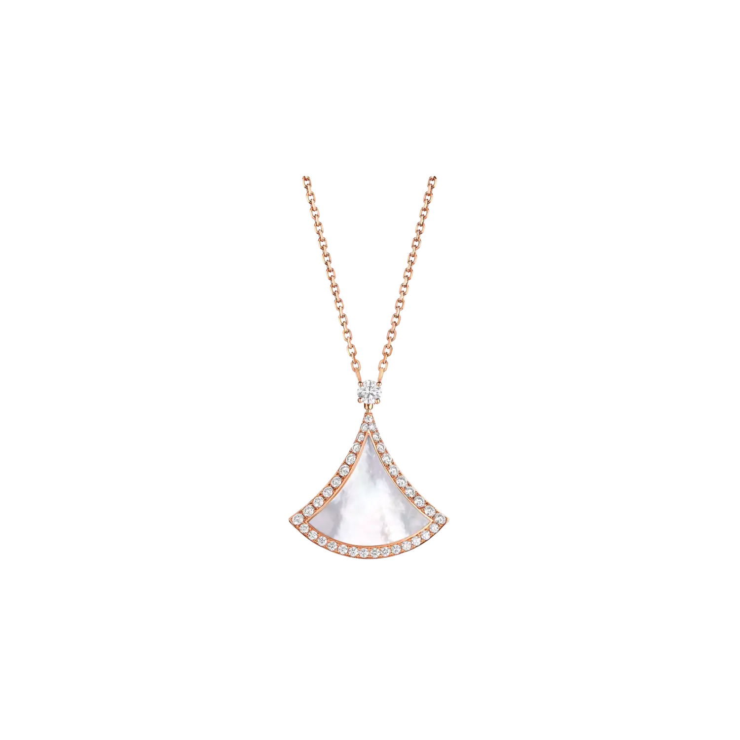 Колье Bulgari Divas' dream из розового золота 18 карат с перламутром и бриллиантами
Колье Bulgari Divas' dream из розового золота 18 карат с перламутром и бриллиантами