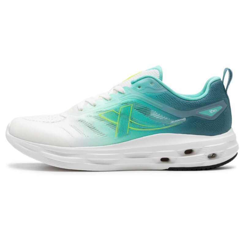 Кроссовки мужские с низким верхом Sail White / Macaroni Green / Flying Spring Green Xtep
Кроссовки мужские с низким верхом Sail White / Macaroni Green / Flying Spring Green Xtep