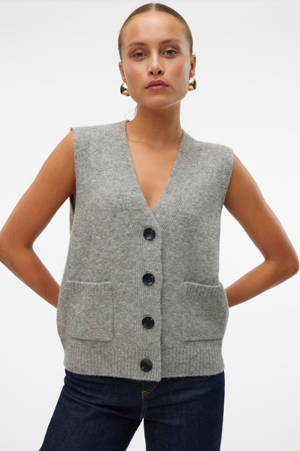 Трикотажный топ без рукавов на пуговицах Vero Moda, серый
Трикотажный топ без рукавов на пуговицах Vero Moda, серый