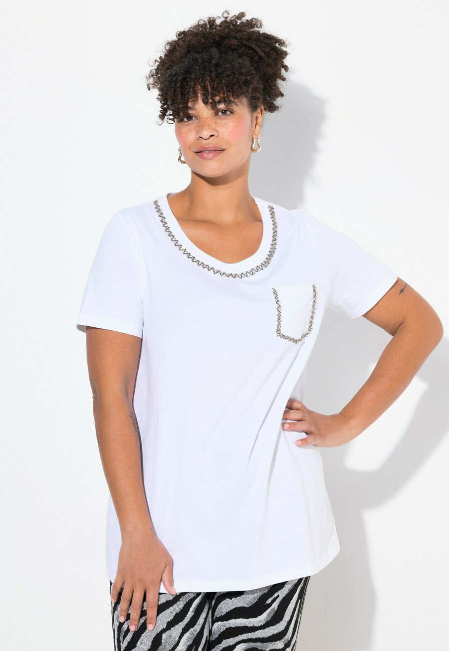 Футболка MIAMODA BEQUEME PASSFORM ZIERK, Snow White/White, Белый, Футболка MIAMODA BEQUEME PASSFORM ZIERK, Snow White/White
Футболка MIAMODA BEQUEME PASSFORM ZIERK, Snow White/White, Белый, Футболка MIAMODA BEQUEME PASSFORM ZIERK, Snow White/White