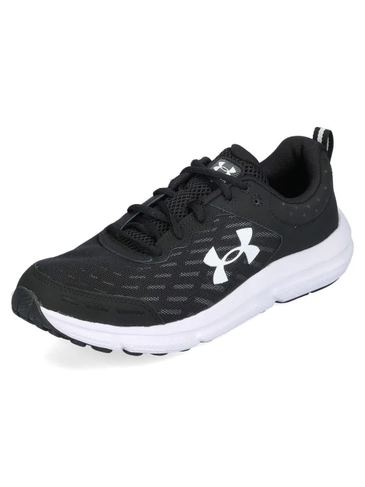 Мужские кроссовки черного цвета Under Armour
Мужские кроссовки черного цвета Under Armour