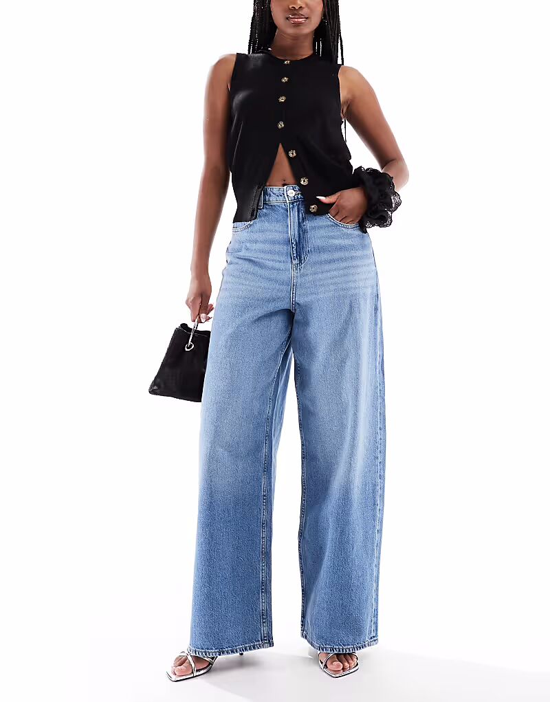 Мешковатые джинсы ONLY Paulina с высокой талией из светло-голубого денима
Мешковатые джинсы ONLY Paulina с высокой талией из светло-голубого денима