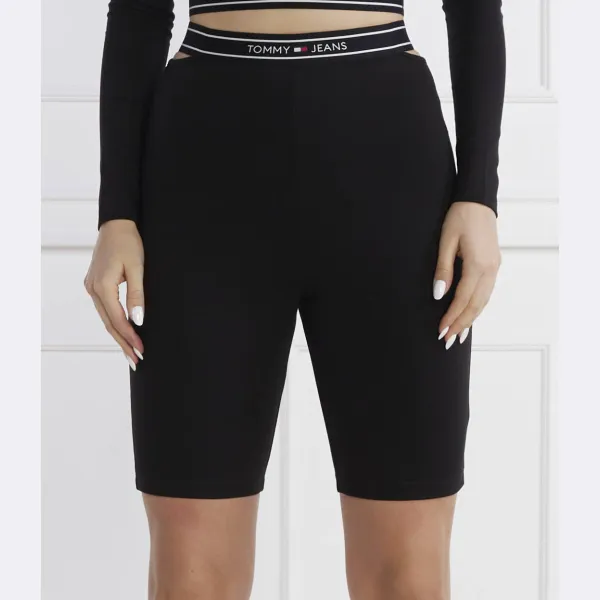 Велосипедки узкого кроя с логотипом Taping Cycle Tommy Hilfiger, черный
Велосипедки узкого кроя с логотипом Taping Cycle Tommy Hilfiger, черный