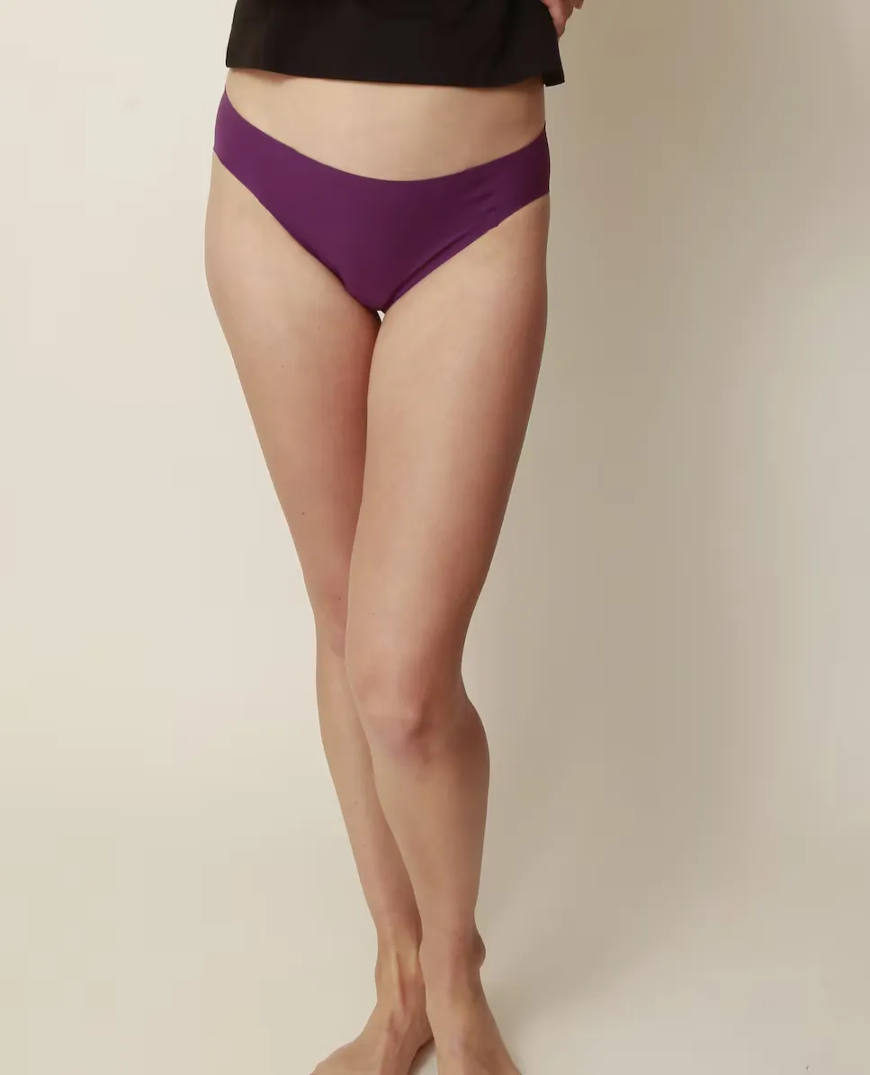 Ежедневные менструальные трусики бикини для подростков, суперлегкие впитывающие Proof, фиолетовый
Ежедневные менструальные трусики бикини для подростков, суперлегкие впитывающие Proof, фиолетовый