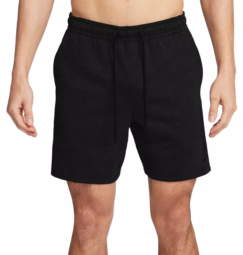 Мужские универсальные шорты Nike Dri-FIT Primary из флиса без подкладки размером 7 дюймов, черный
Мужские универсальные шорты Nike Dri-FIT Primary из флиса без подкладки размером 7 дюймов, черный