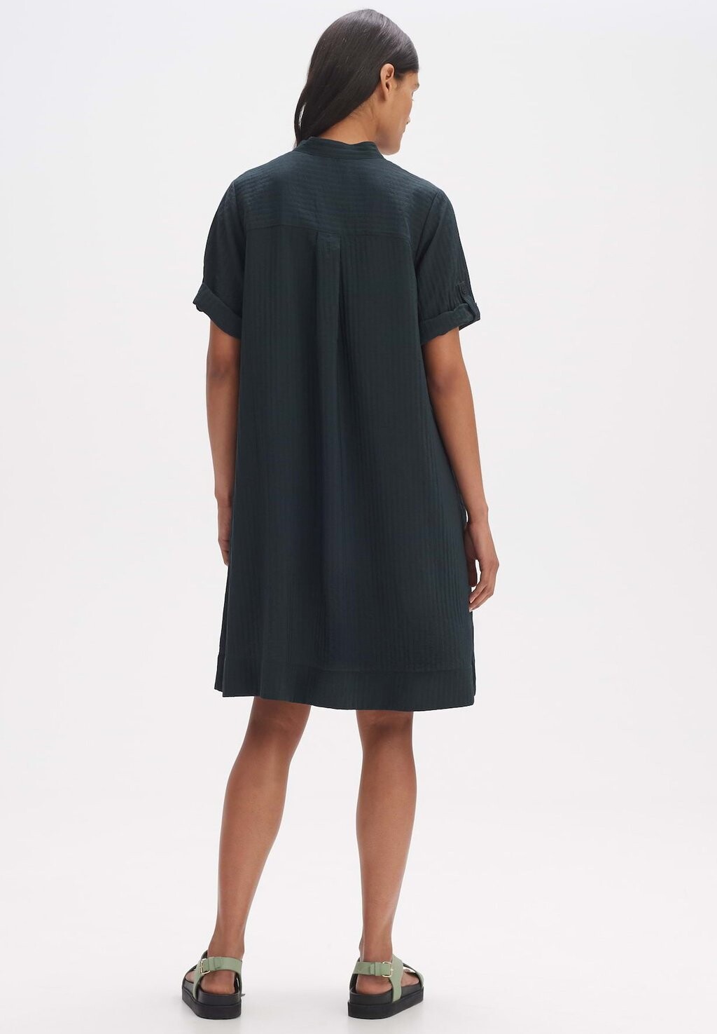 Платье-блузка Wokana Opus, зеленый металликный
Платье-блузка Wokana Opus, зеленый металликный