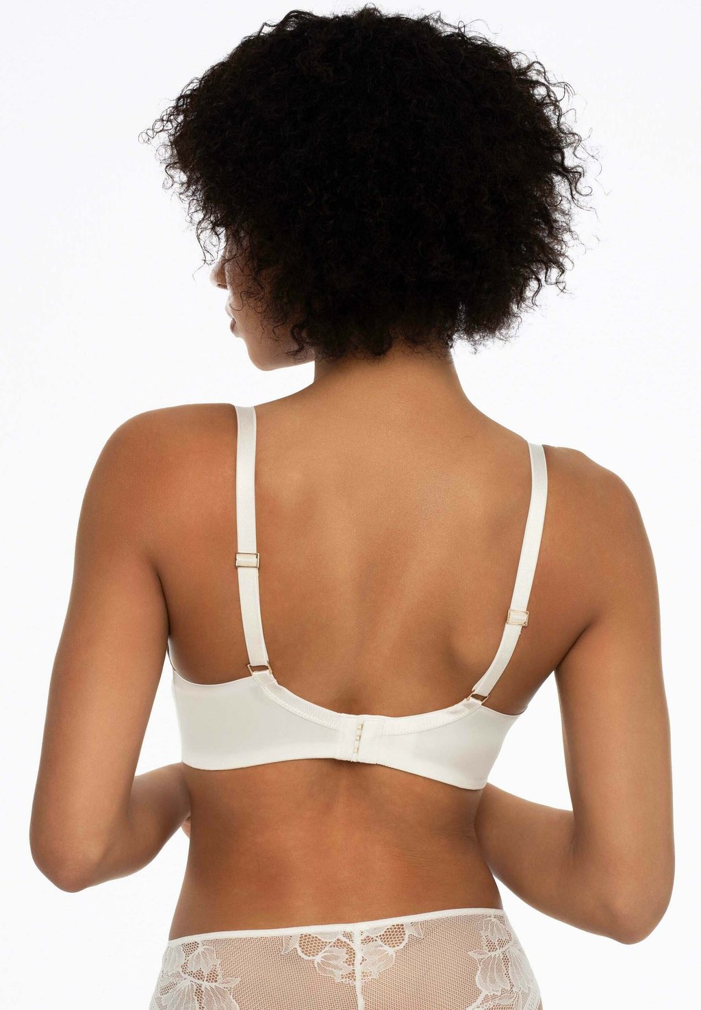 Бюстгальтер на косточках NATHALIE SOFT ESOTIQ, молочный
Бюстгальтер на косточках NATHALIE SOFT ESOTIQ, молочный