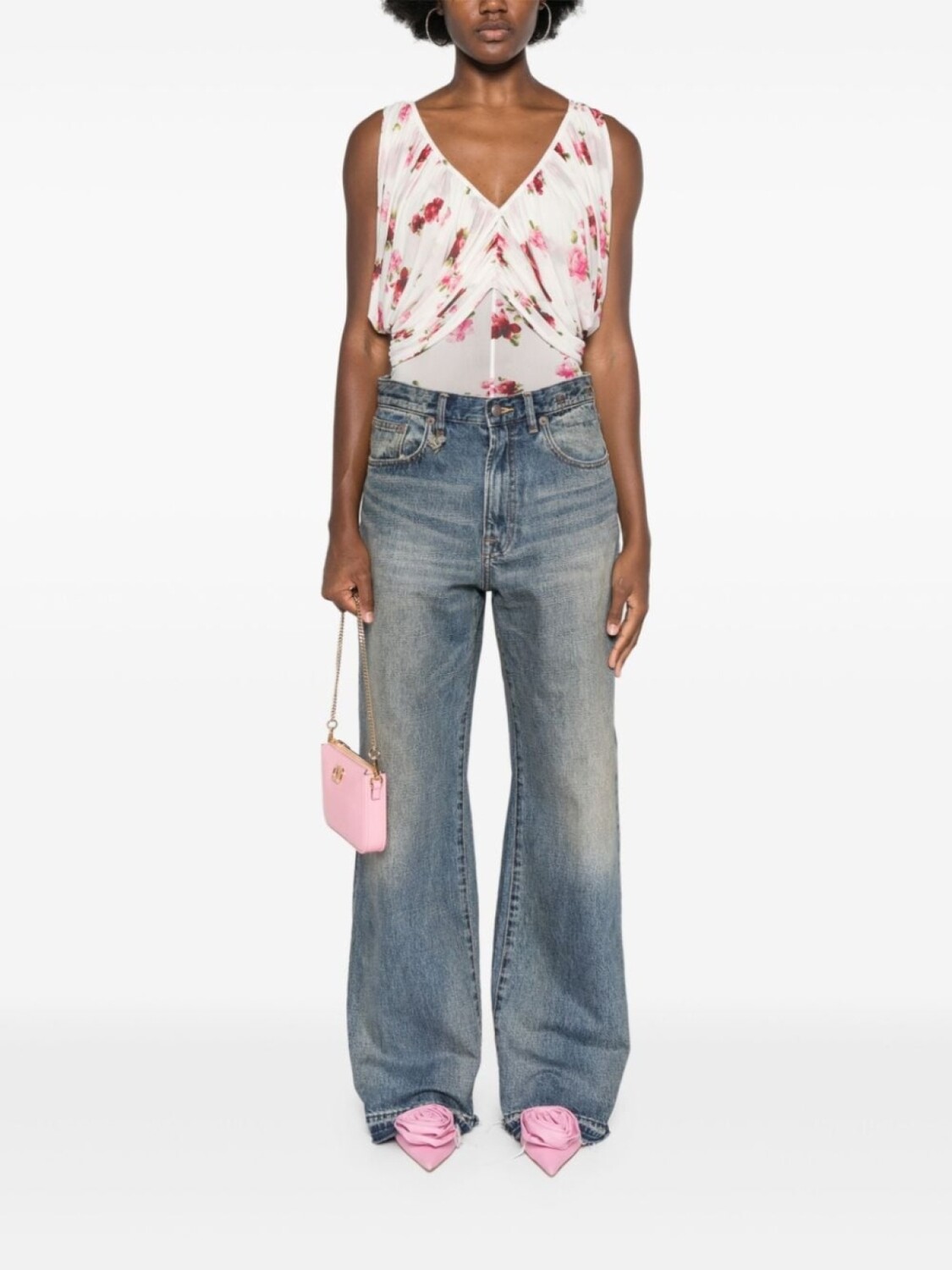 Magda Butrym боди с V-образным вырезом и сборками, белый
Magda Butrym боди с V-образным вырезом и сборками, белый