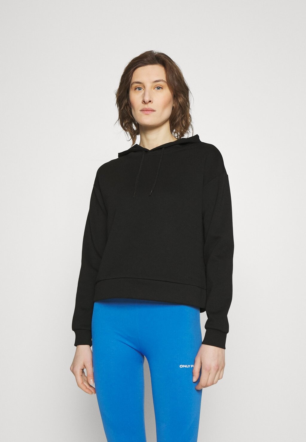 Толстовка с капюшоном ONLY Play, черный
Толстовка с капюшоном ONLY Play, черный