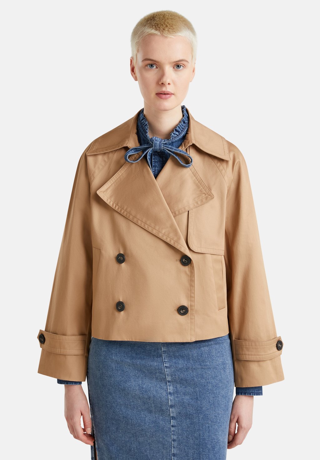 Блейзер CROPPED DOUBLE-BREASTED United Colors of Benetton, коричневый
Блейзер CROPPED DOUBLE-BREASTED United Colors of Benetton, коричневый