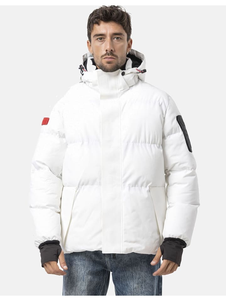 Мужская зимняя куртка CM228 в БЕЛОМ цвете Cipo & Baxx
Мужская зимняя куртка CM228 в БЕЛОМ цвете Cipo & Baxx