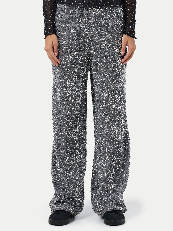 Тканевые брюки свободного кроя Noisy May, серебряный
Тканевые брюки свободного кроя Noisy May, серебряный