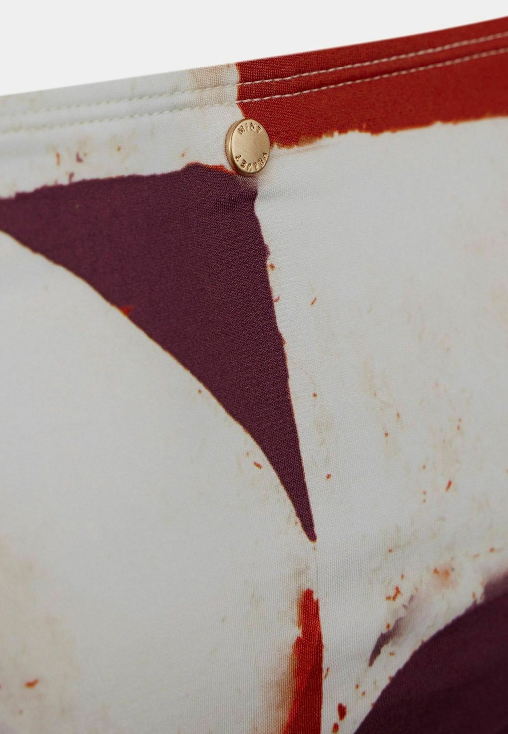 Плавки бикини TWIST SIDE Mint Velvet, красный
Плавки бикини TWIST SIDE Mint Velvet, красный