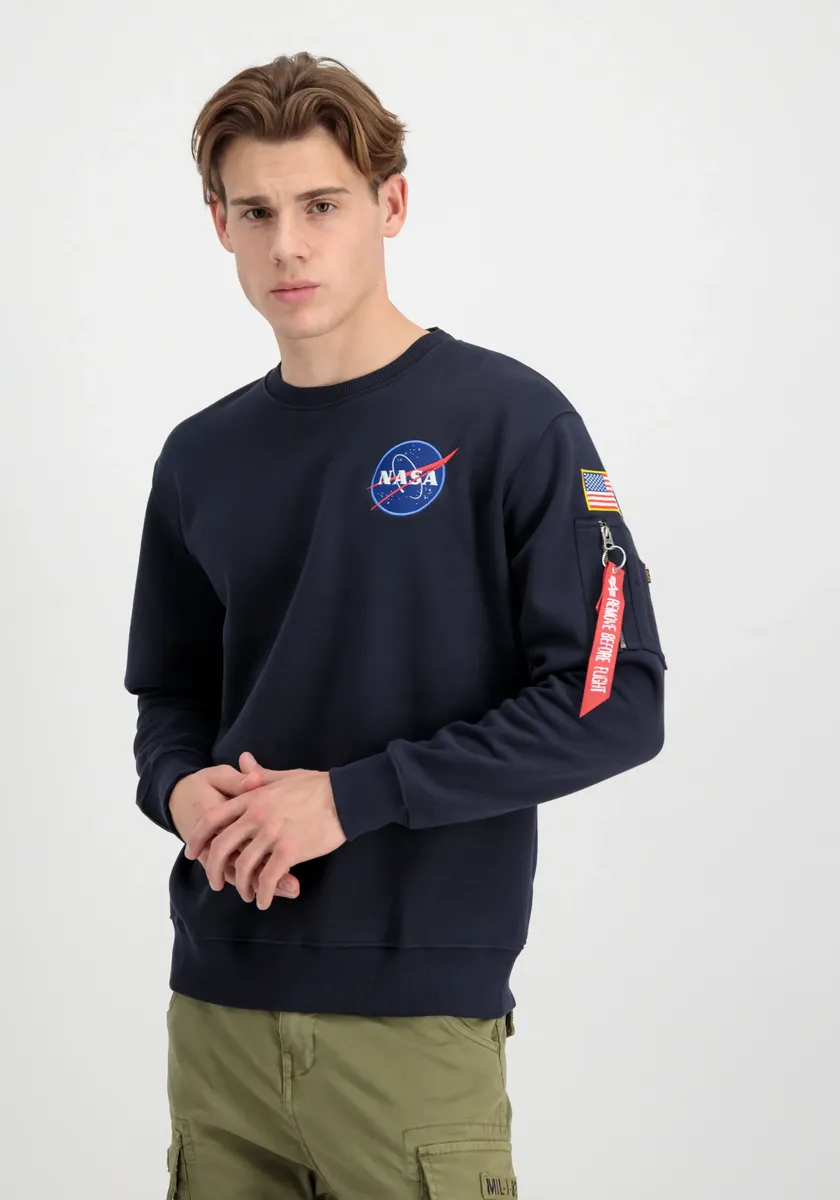 Свитер Alpha Industries " Alpha Industries Мужчины - Толстовки Свитер космического корабля", синий
Свитер Alpha Industries " Alpha Industries Мужчины - Толстовки Свитер космического корабля", синий