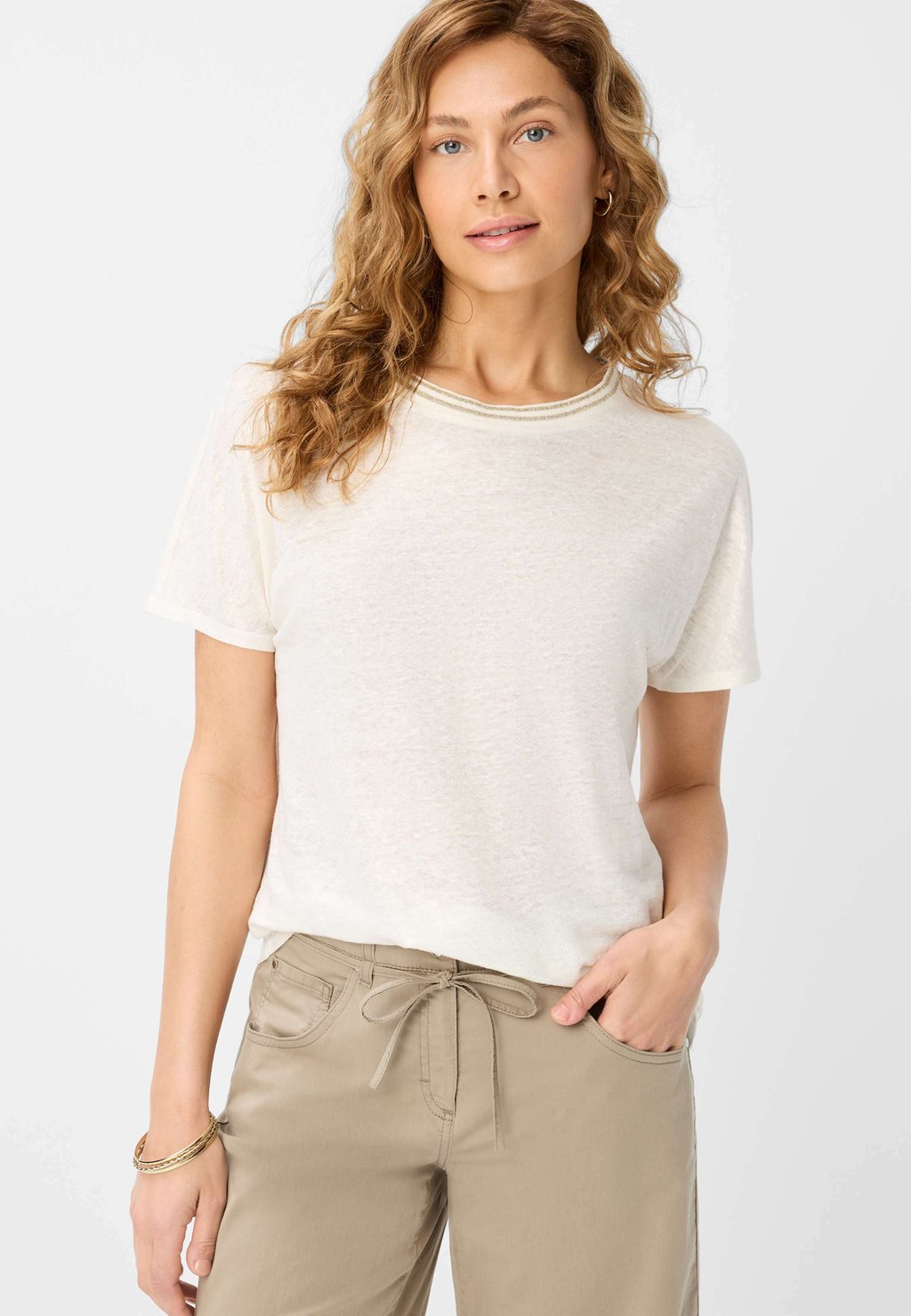 Базовая футболка STYLE CAELEN BRAX, слоновая кость
Базовая футболка STYLE CAELEN BRAX, слоновая кость