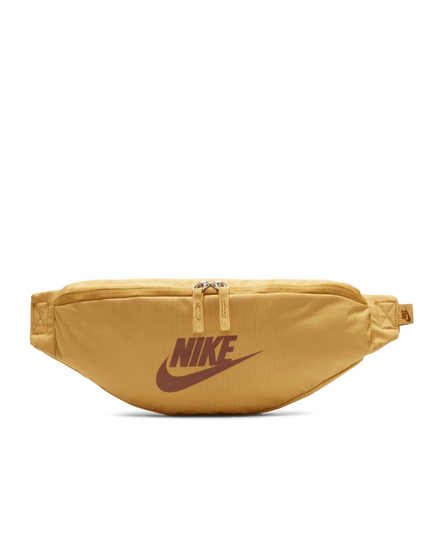 Сумка-пояс унисекс Heritage цвета пшенично-золотистого цвета Nike, золотой
Сумка-пояс унисекс Heritage цвета пшенично-золотистого цвета Nike, золотой