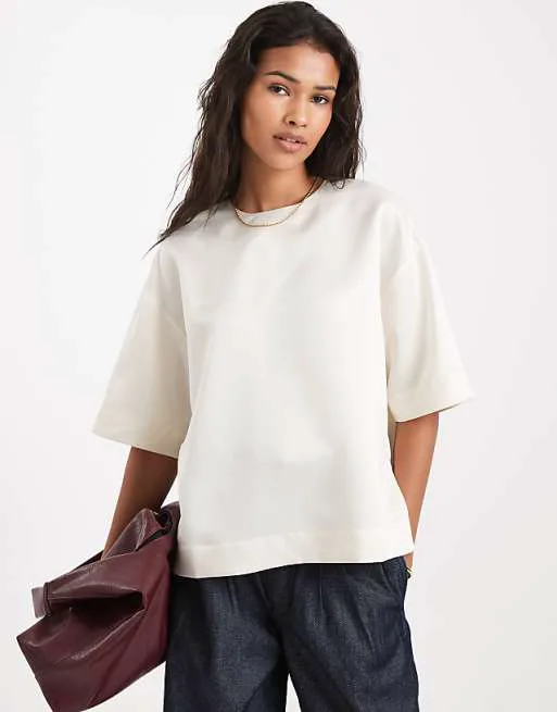 Атласная футболка цвета слоновой кости ASOS DESIGN, Бежевый, Атласная футболка цвета слоновой кости ASOS DESIGN
Атласная футболка цвета слоновой кости ASOS DESIGN, Бежевый, Атласная футболка цвета слоновой кости ASOS DESIGN