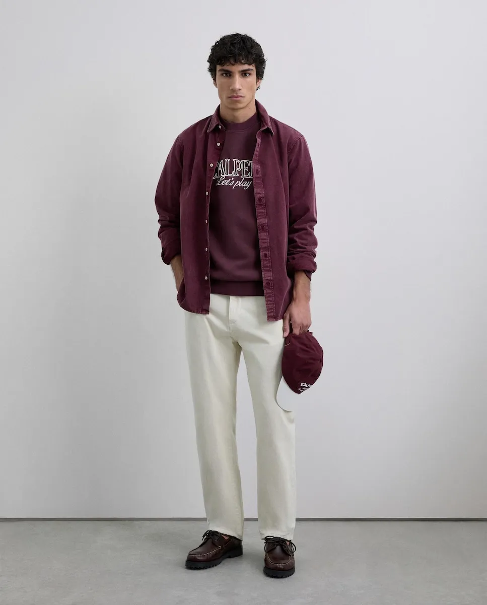 Мужская хлопковая толстовка без капюшона, прямого кроя Scalpers, бордовый
Мужская хлопковая толстовка без капюшона, прямого кроя Scalpers, бордовый