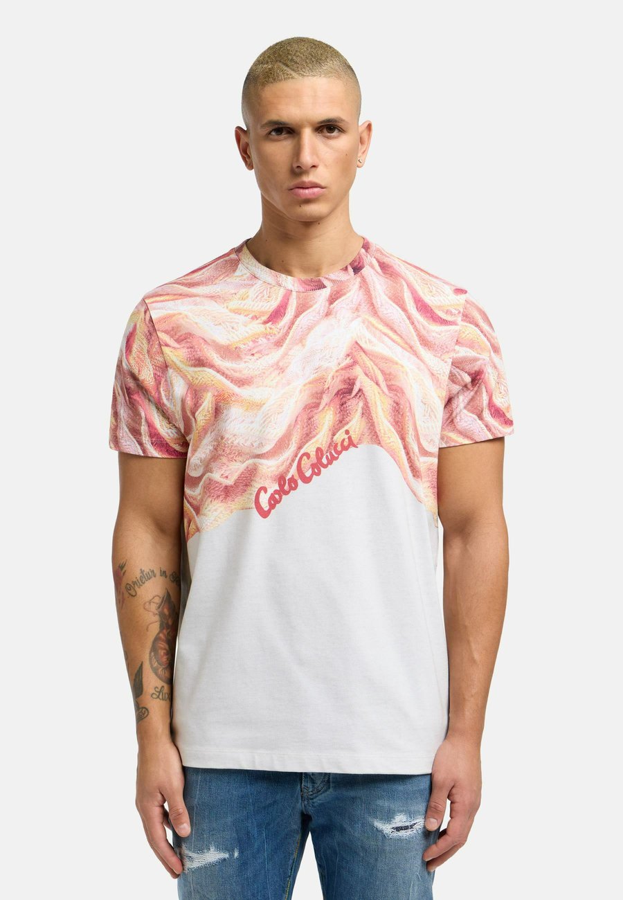 Футболка Carlo Colucci Print T-shirt, Orange, Оранжевый, Футболка Carlo Colucci Print T-shirt, Orange
Футболка Carlo Colucci Print T-shirt, Orange, Оранжевый, Футболка Carlo Colucci Print T-shirt, Orange