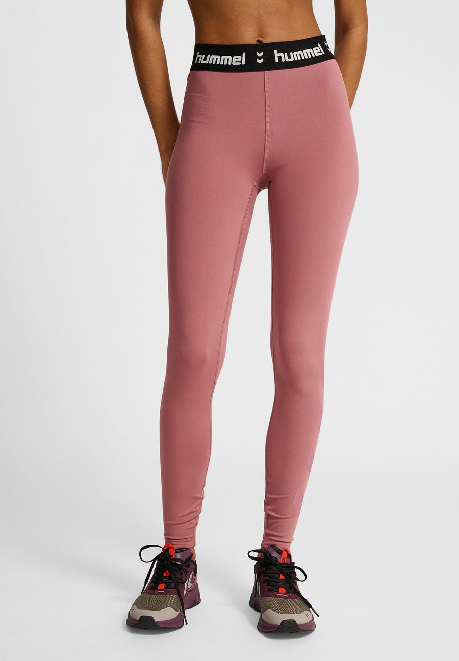 Леггинсы Hummel PULSE MID WAIST, Wistful Mauve/Mauve
Леггинсы Hummel PULSE MID WAIST, Wistful Mauve/Mauve