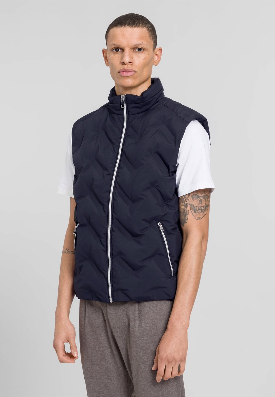 Куртка Baldessarini SANTINI, Deep Well/Dark Blue
Куртка Baldessarini SANTINI, Deep Well/Dark Blue