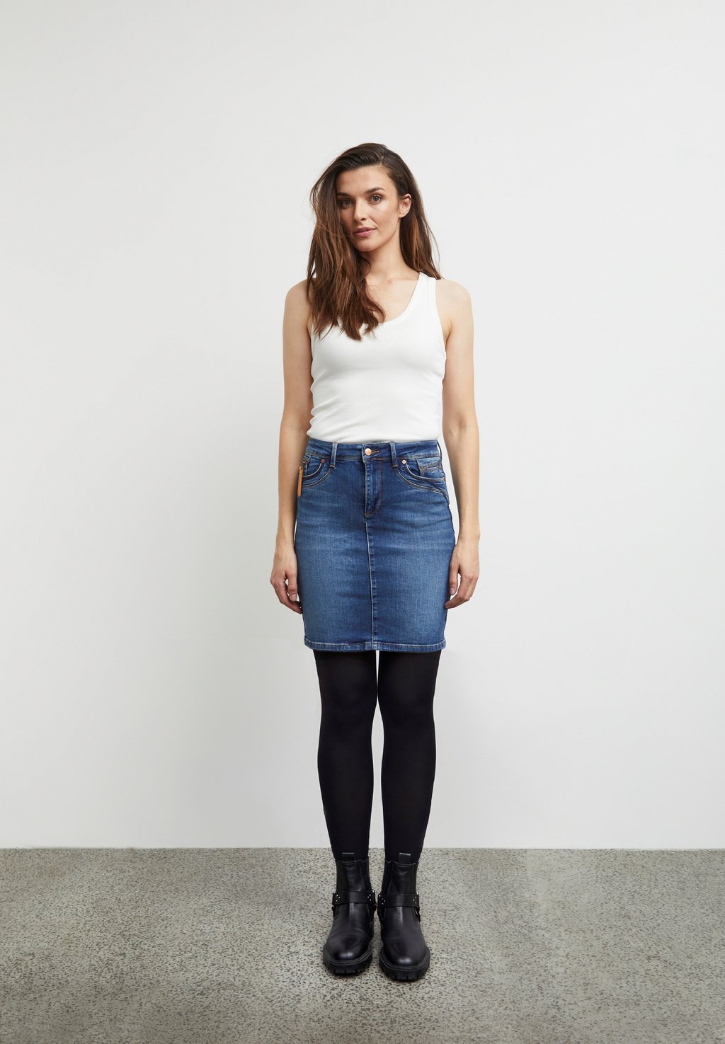 Юбка-карандаш PZKAROLINA HW PULZ, синий
Юбка-карандаш PZKAROLINA HW PULZ, синий