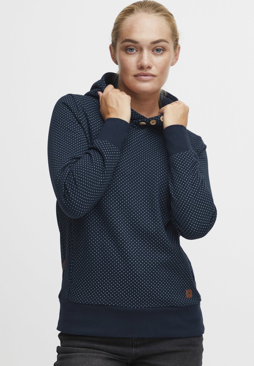 Толстовка VERA Oxmo, цвет total eclipse
Толстовка VERA Oxmo, цвет total eclipse